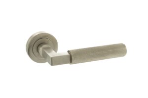 MHR200SN Millhouse Brass Cartwright Knurled Lever Door Handle on Round Rose - Satin Nickel